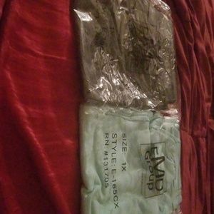 WOMEN'S EMD GROUP 1X JOGGING CAPRIS GREY& L.GREEN!